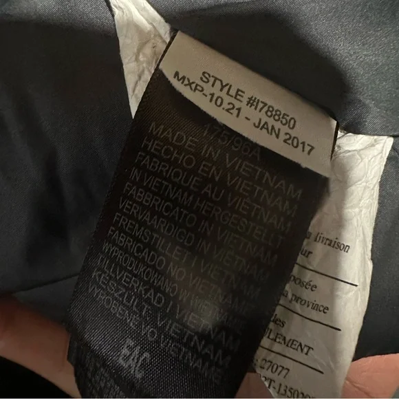 Marmot Women’s Southgate 700 black/ gray down jacket Size XL - Picture 5 of 6